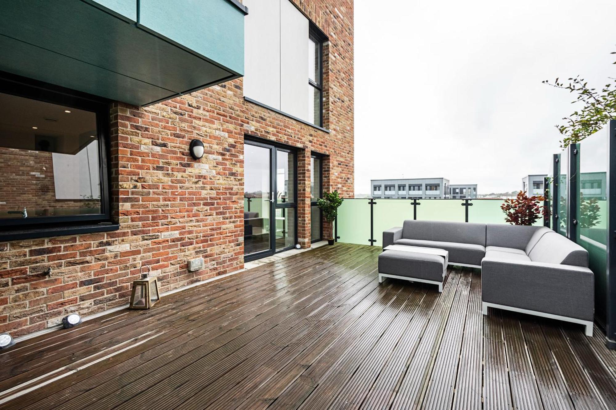 Chiswick Park 3 Bed 3 Bath West London - Parking Apartment Luaran gambar