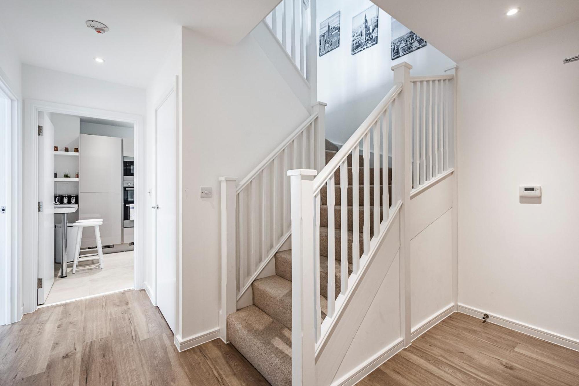 Chiswick Park 3 Bed 3 Bath West London - Parking Apartment Luaran gambar