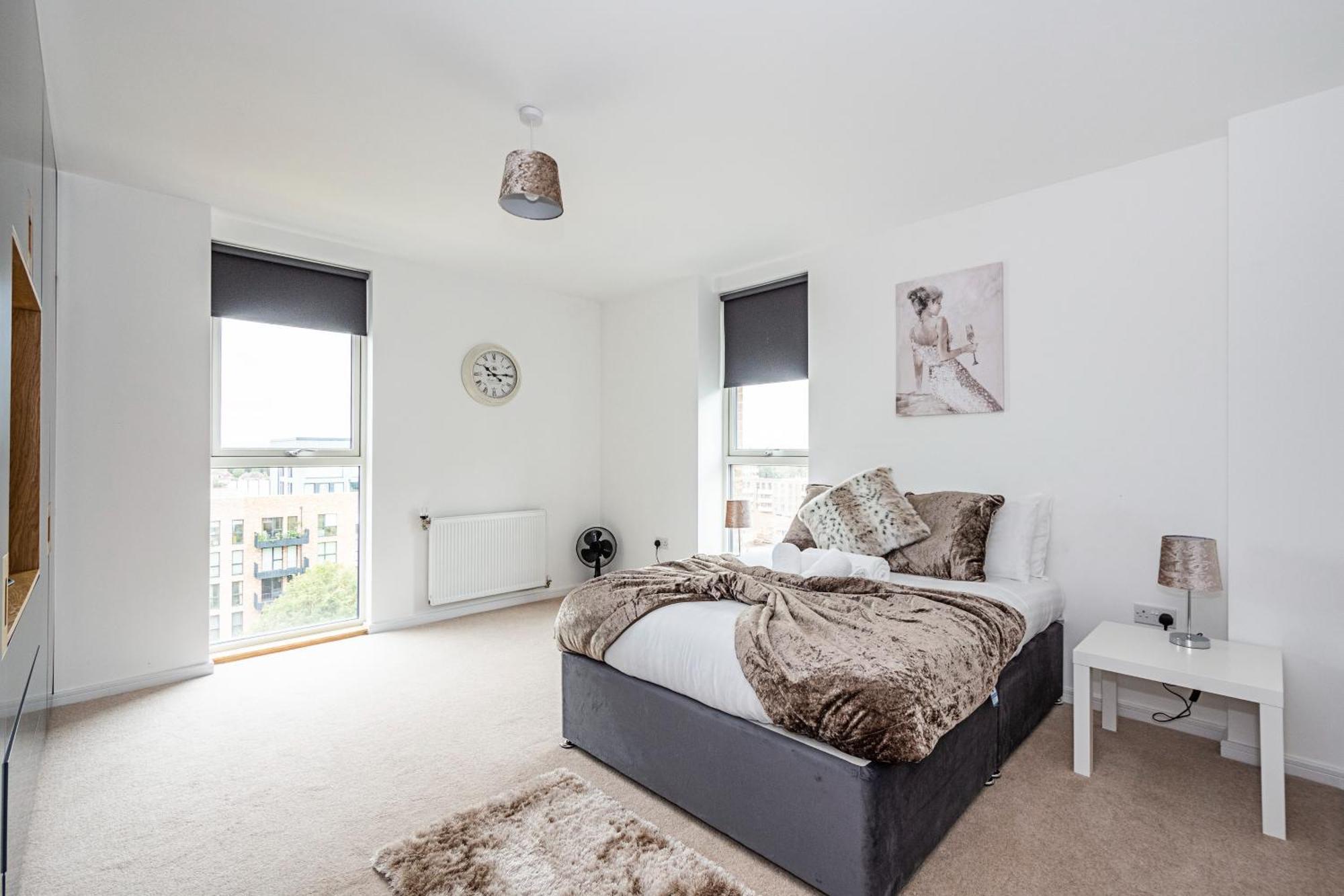 Chiswick Park 3 Bed 3 Bath West London - Parking Apartment Luaran gambar