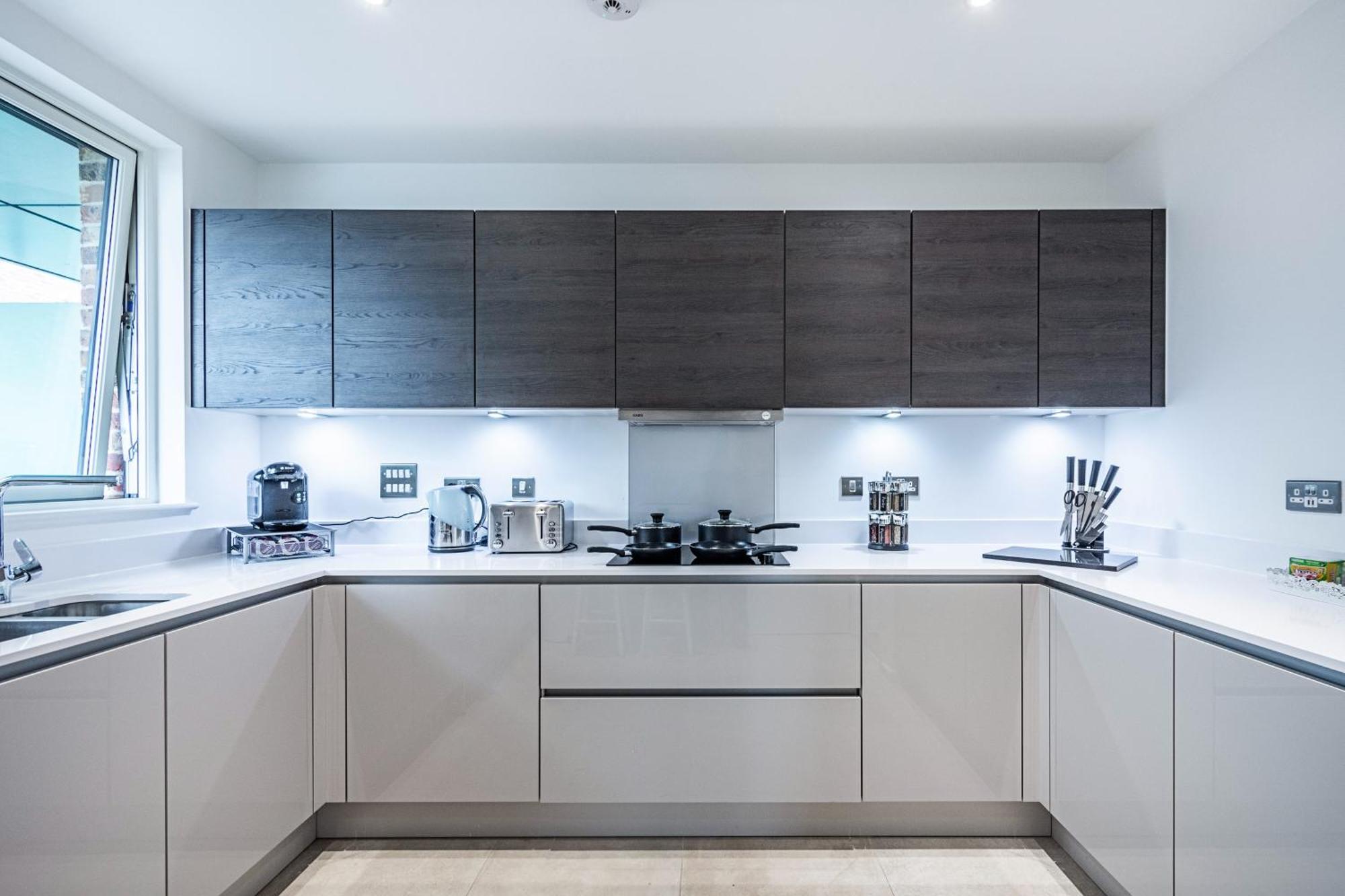 Chiswick Park 3 Bed 3 Bath West London - Parking Apartment Luaran gambar
